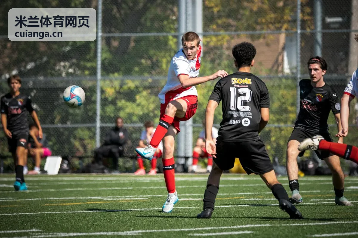 米兰体育网页 赛事现场与场馆运行画面